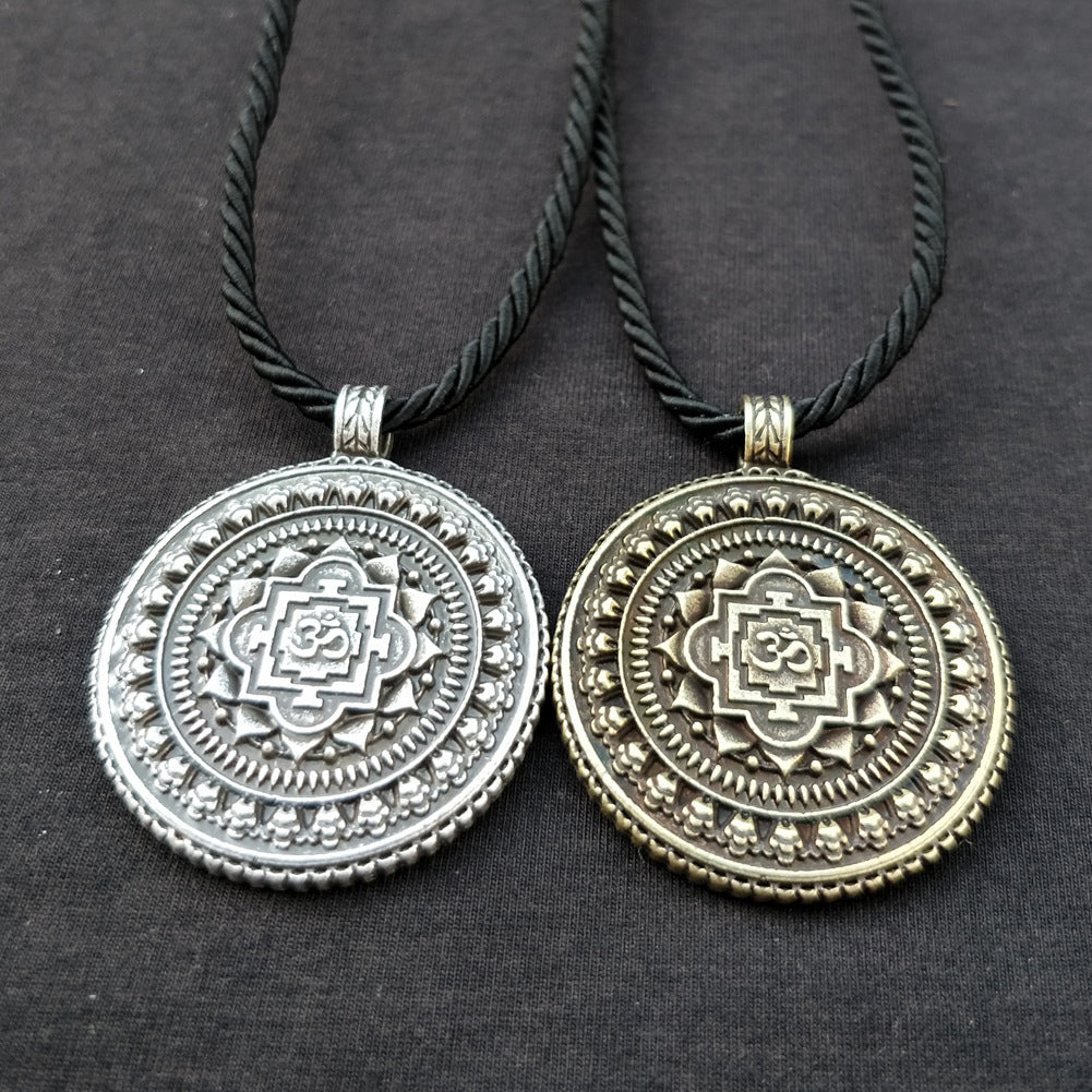 Norse Legacy Metal Datura Amulet Necklace for Men