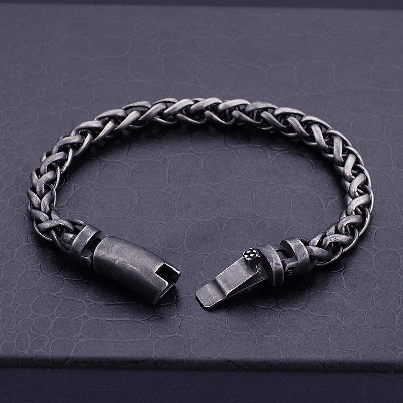 Personalized Retro Titanium Steel Buckle Bracelet for Unisex Fashion