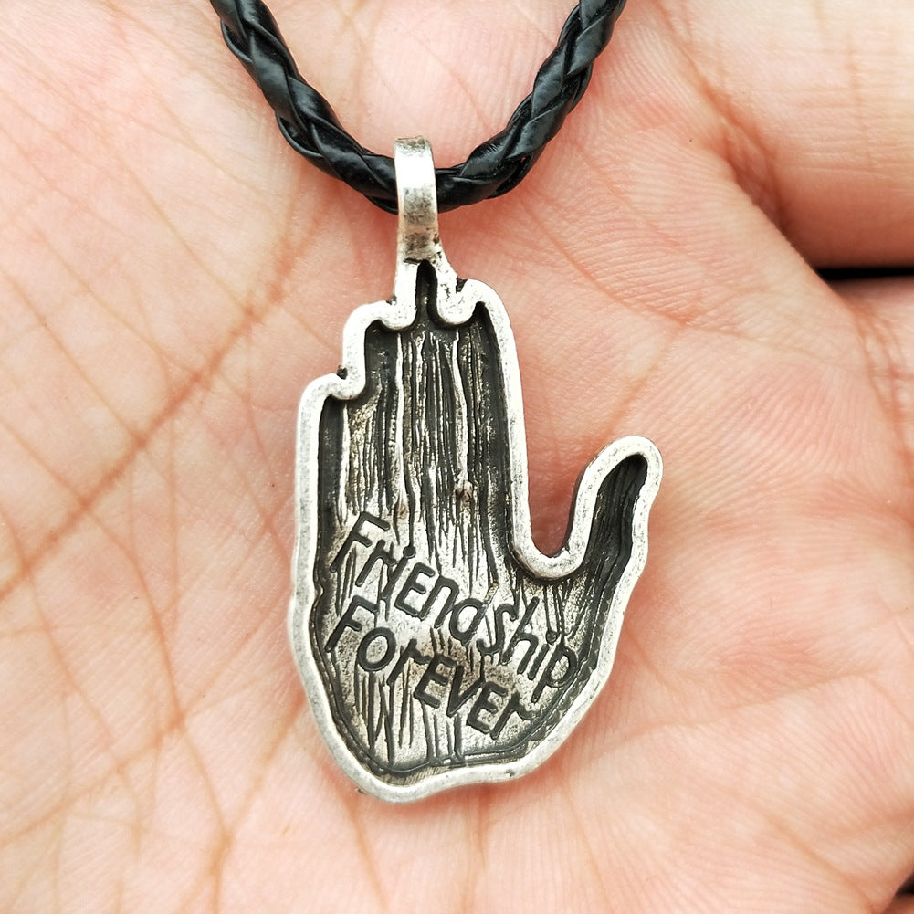 Viking Bear Claw Palm Pendant Necklace: A Symbol of Harmony with Nature