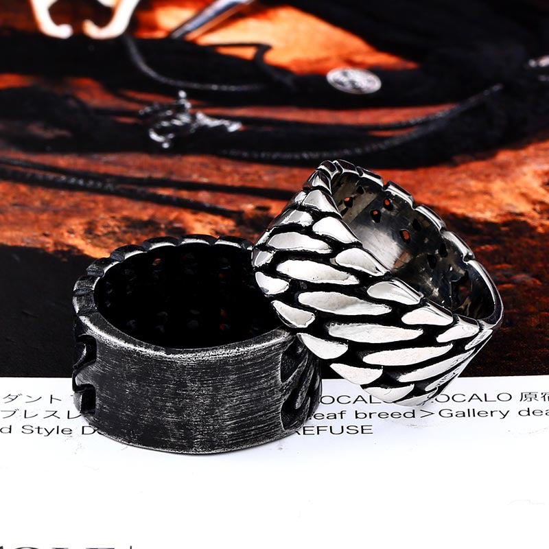 Titanium Steel Retro Locomotive Ring for Men - Domineering Stainless Steel Chain Design