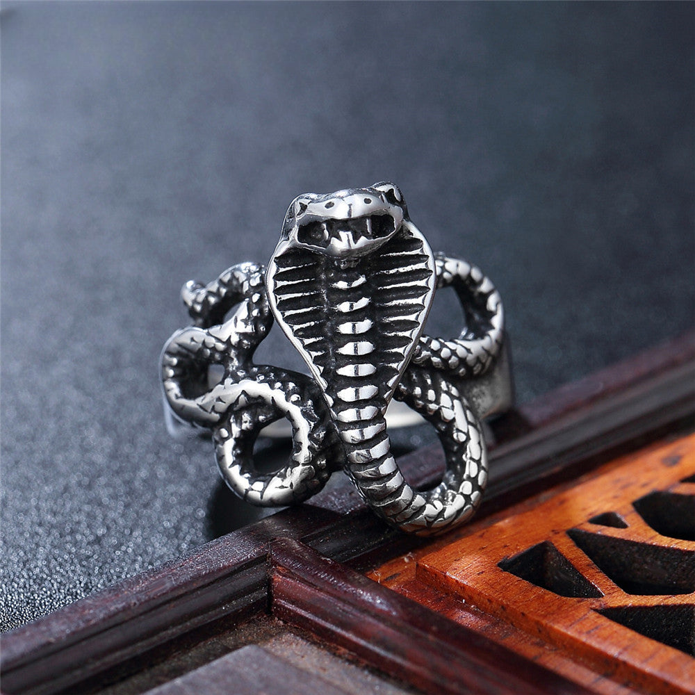 Retro Cobra Titanium Steel Ring for Men