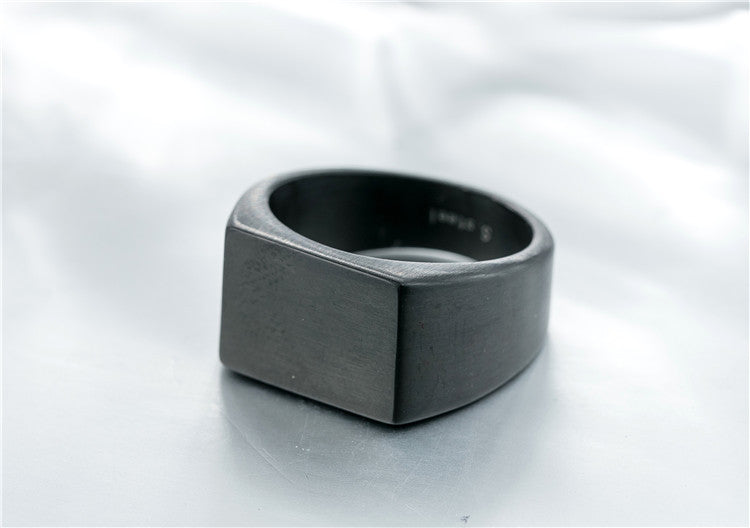 Sleek Titanium Steel Men's Ring in Black and White Korean Style