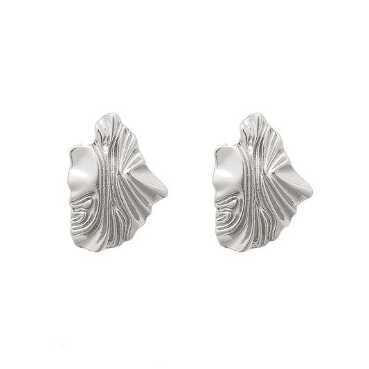 Fashionable Alloy Earrings with Street Photography Inspiration from Europe and America