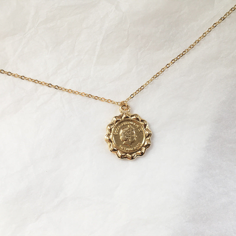 Retro Gold Coin Necklace Set with Personality Pendant and Clavicle Chains