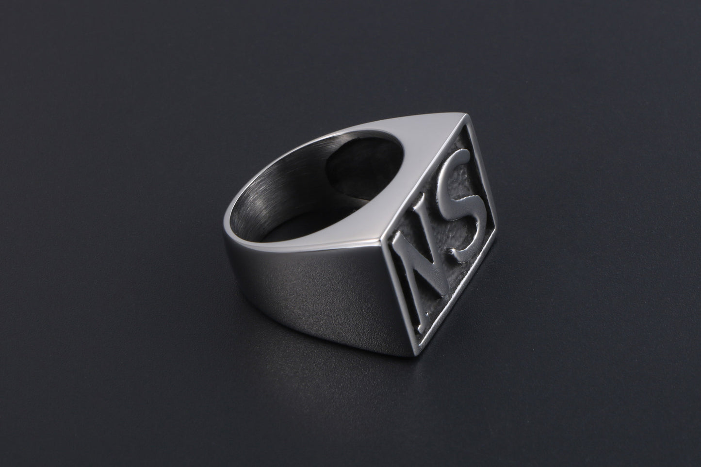 Stylish Personalized Men's Titanium Steel Ring with Dominating SN Character - Business Fashion Accessory