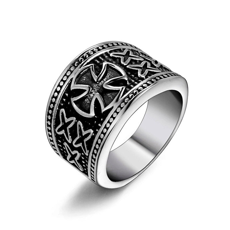 Personalized Retro Titanium Steel Men's Cross Ring with Four-Leaf Clover Design