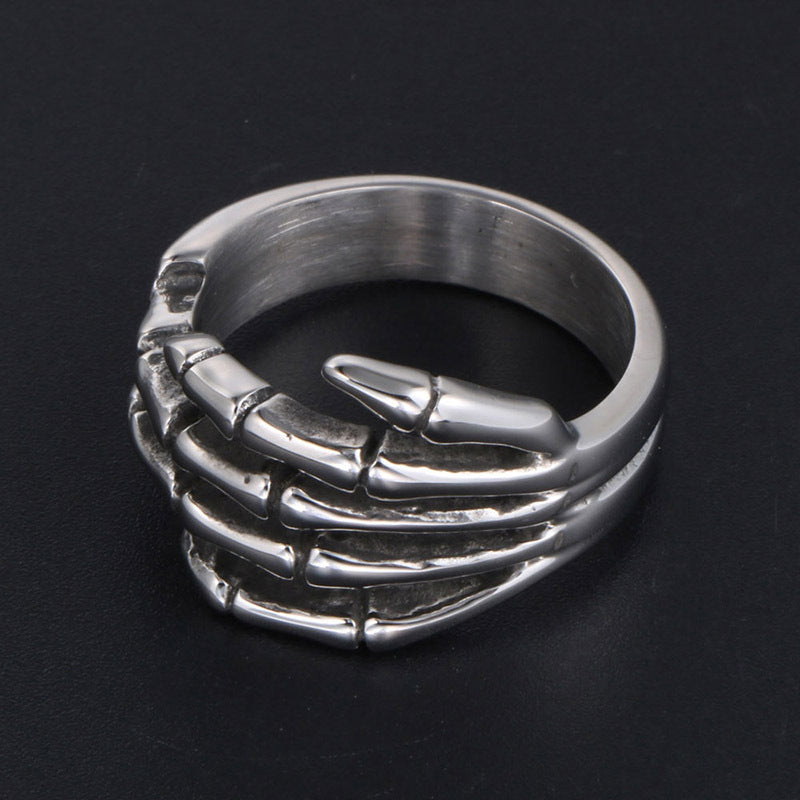 Wholesale Retro Punk Skull Hand Ring for Men - Titanium Steel Jewelry