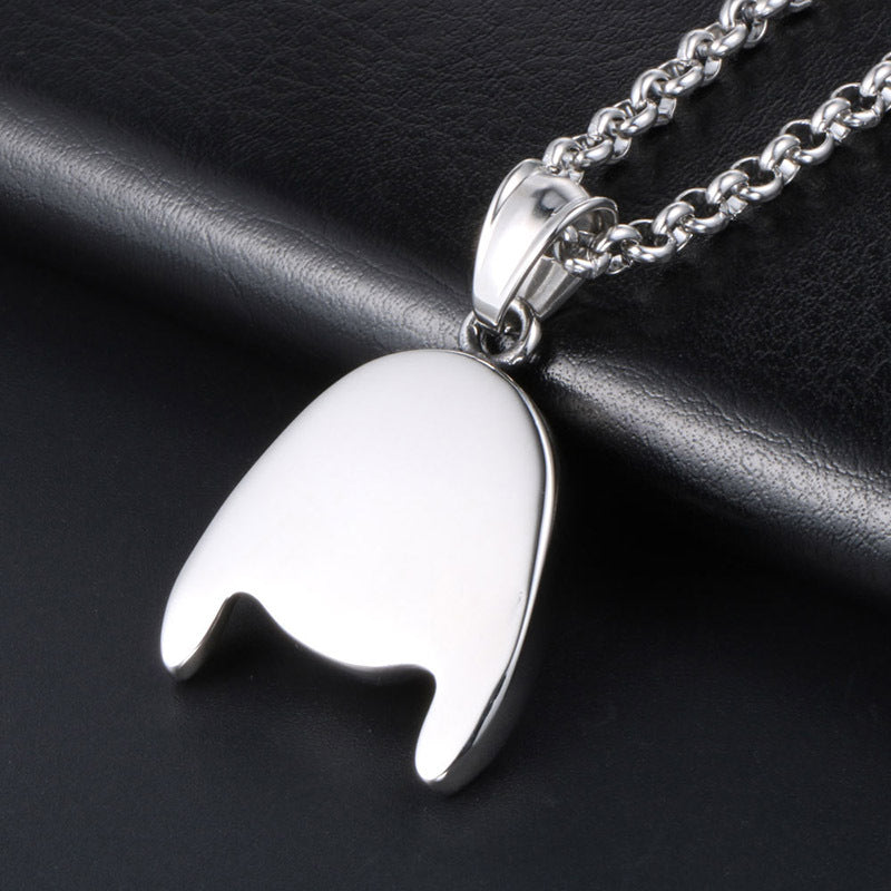 Titanium Steel Retro Batman Helmet Pendant Necklace for Men - Unique Personal Style