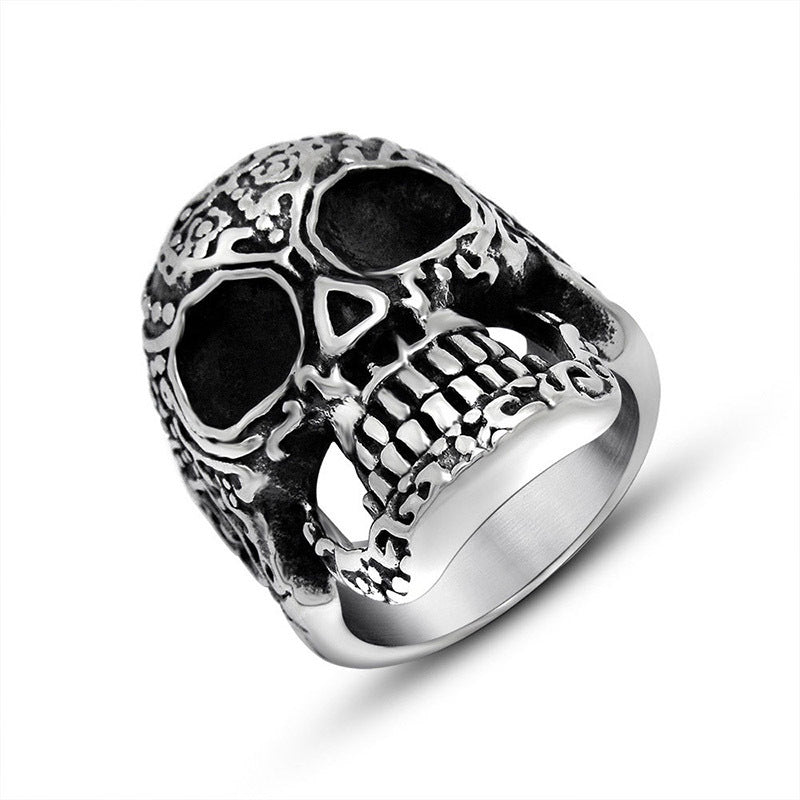 Retro Skull Ring for Men - Trendy Titanium Steel Finger Accessory in European and American Fashion