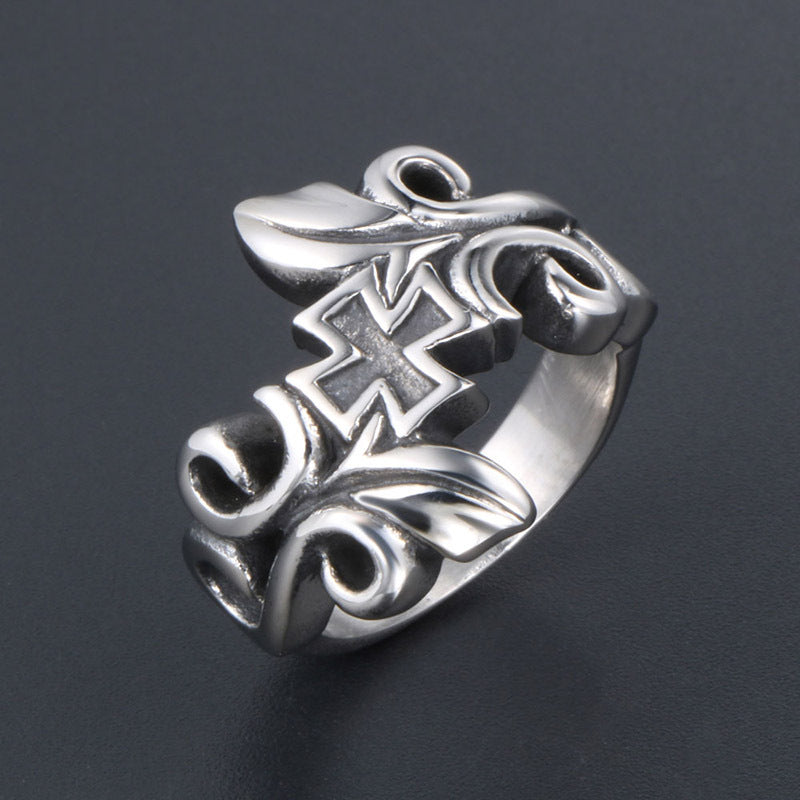 Stylish Vintage-Inspired Flower Vine Titanium Steel Ring for Men