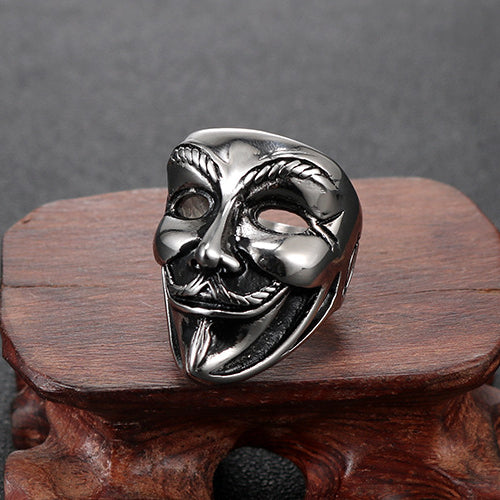 V-shaped Titanium Steel Vendetta Ring Inspired by European and American Film, Clown Mask Design for Men