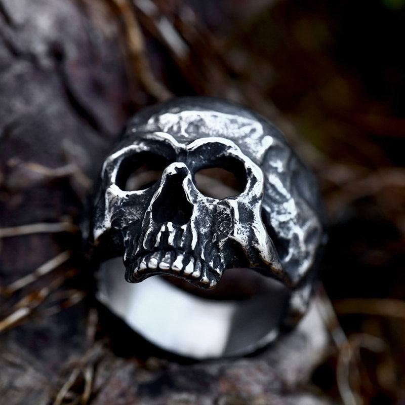 Titanium Steel Skull Ring for Men - Halloween Horror Inspired Cross-Border Wholesale Accessory