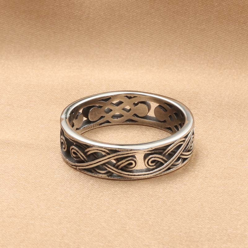 Retro-Inspired Titanium Steel Pattern Ring for Men - Stylish Hollow Design Accessory