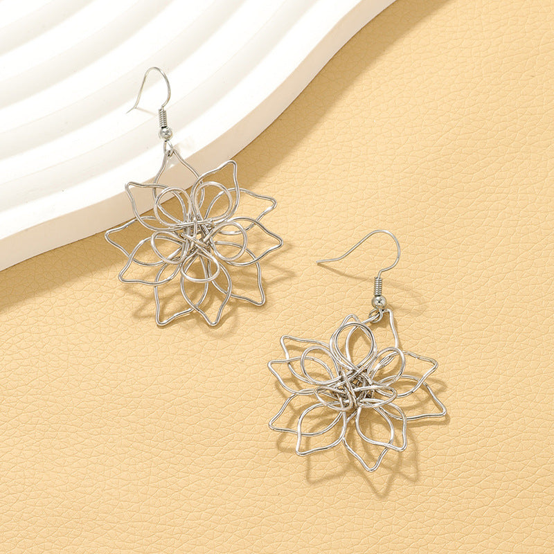 Floral Metal Earrings - Exquisite European & American Design