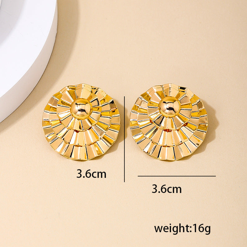 Luxury Floral Pleated Earrings with Vintage Charm