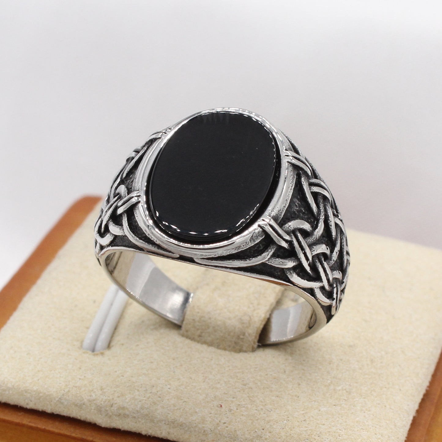 Vintage European-American Viking Oval Stone Ring for Men - Wholesale Jewelry Collection