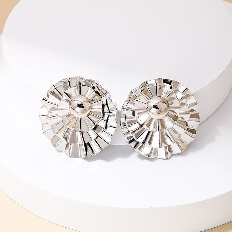 Luxury Floral Pleated Earrings with Vintage Charm