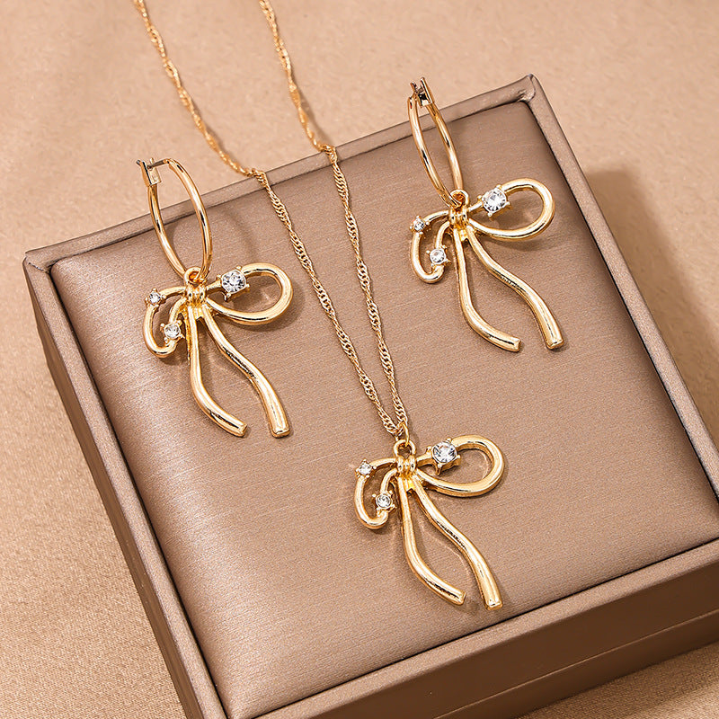 Elegant Bow Necklace and Earrings Set with European Charm and Metal Irregularity