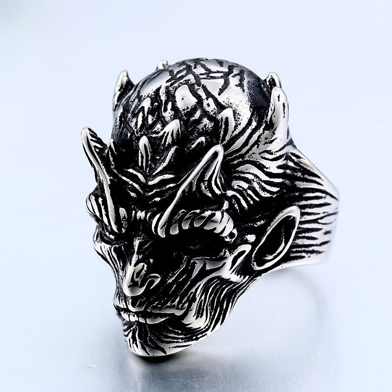 Bold Titan Ring for Men - Retro European-American Inspired Design