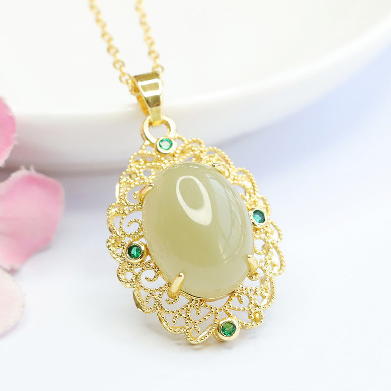 Exquisite Palace Style Hollow Hetian Jade Necklace