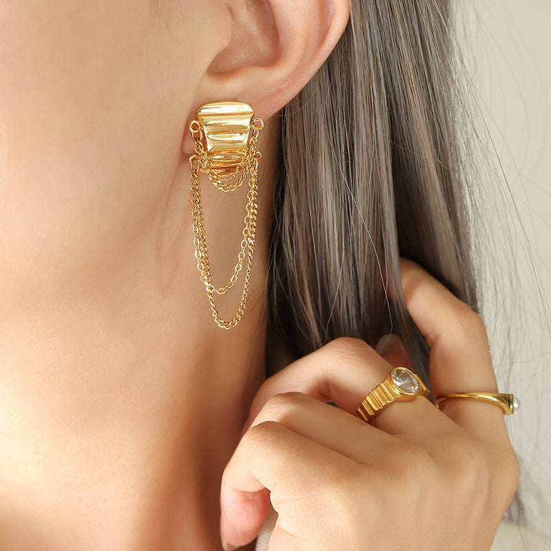 Chic Copper Earrings with Gold-Plated Chain Tassel Detail