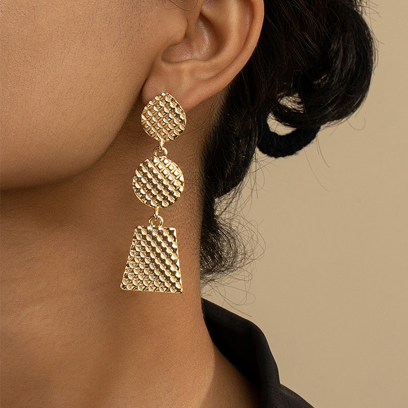 Exaggerated Irregular Geometric Hammered Metal Chain Earrings