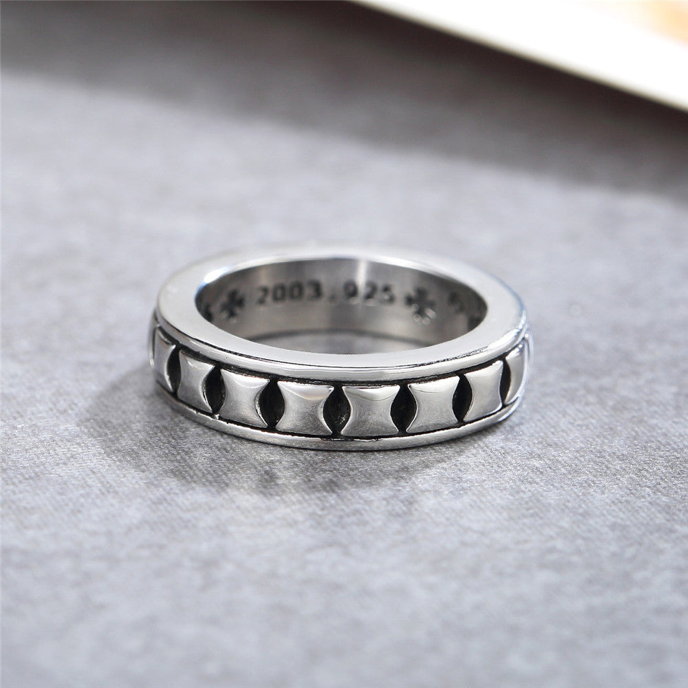 Retro Titanium Ring with Simple Ins Cold Wind Square Design