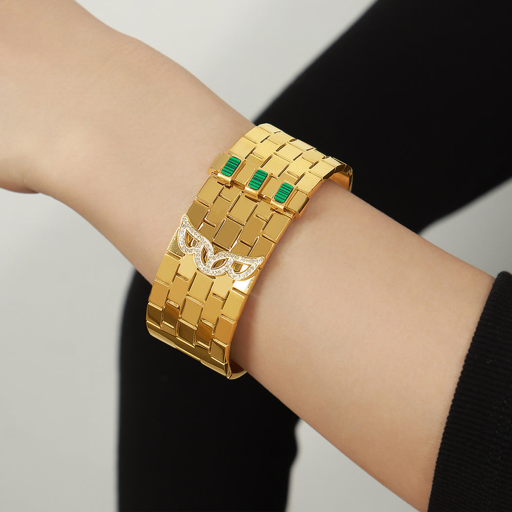 Luxurious Retro Gold Plated Zircon Bracelet - Exquisite Niche Design