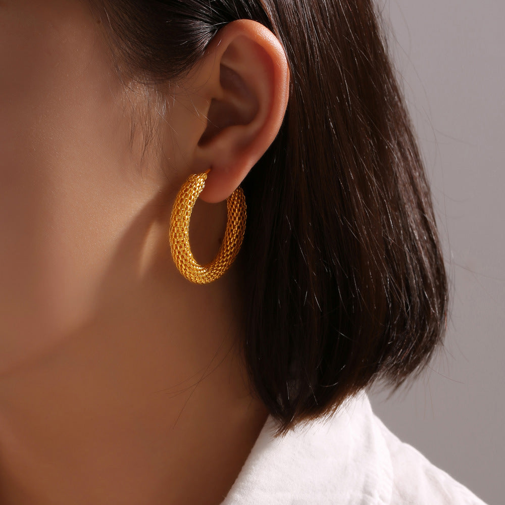 Golden U-Shaped Earrings with Hollow Chain Texture