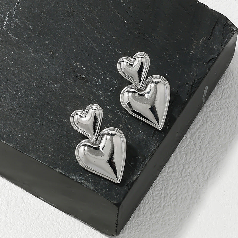 Chic Metal Love Earrings - Vienna Verve Collection