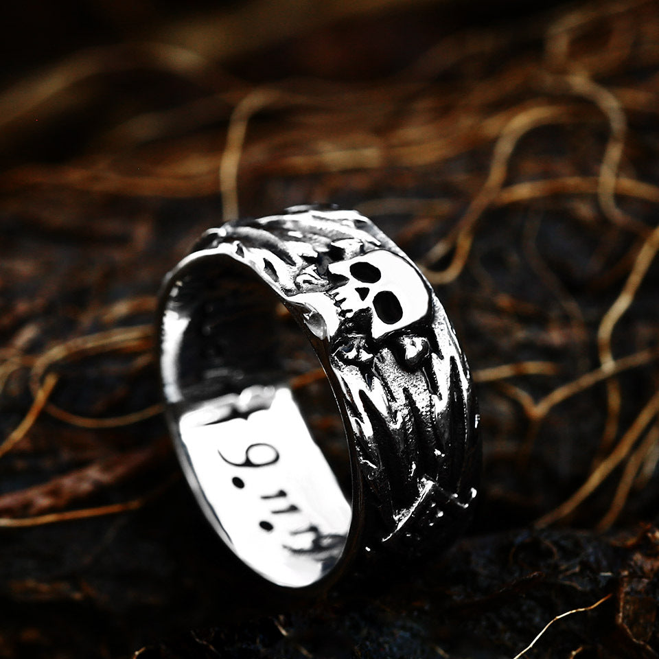 Wholesale Punk Style Titanium Steel Skull Ring for Men - Retro Stainless Steel Jewelry