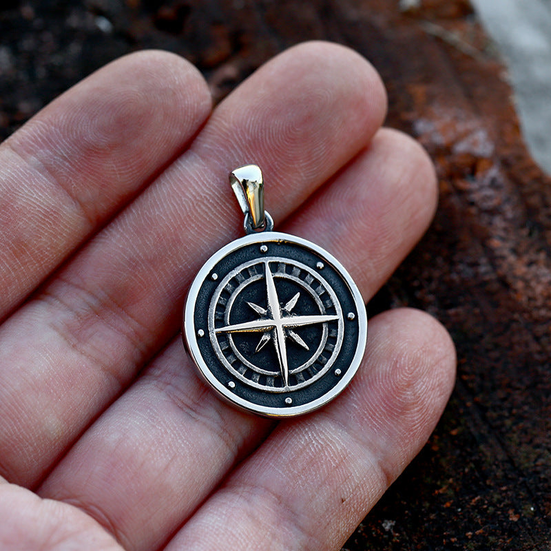 Vintage-Inspired Stainless Steel Compass Pendant for Men - Hip-Hop Titanium Steel Jewelry