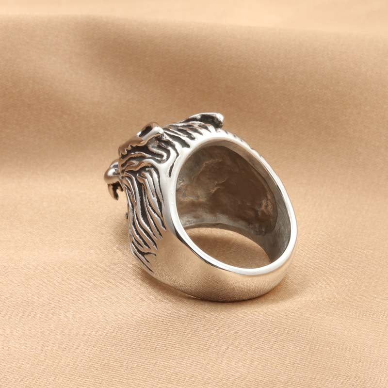 Titanium Steel Wolf Head Ring for Men - Retro Wild Animal Jewelry