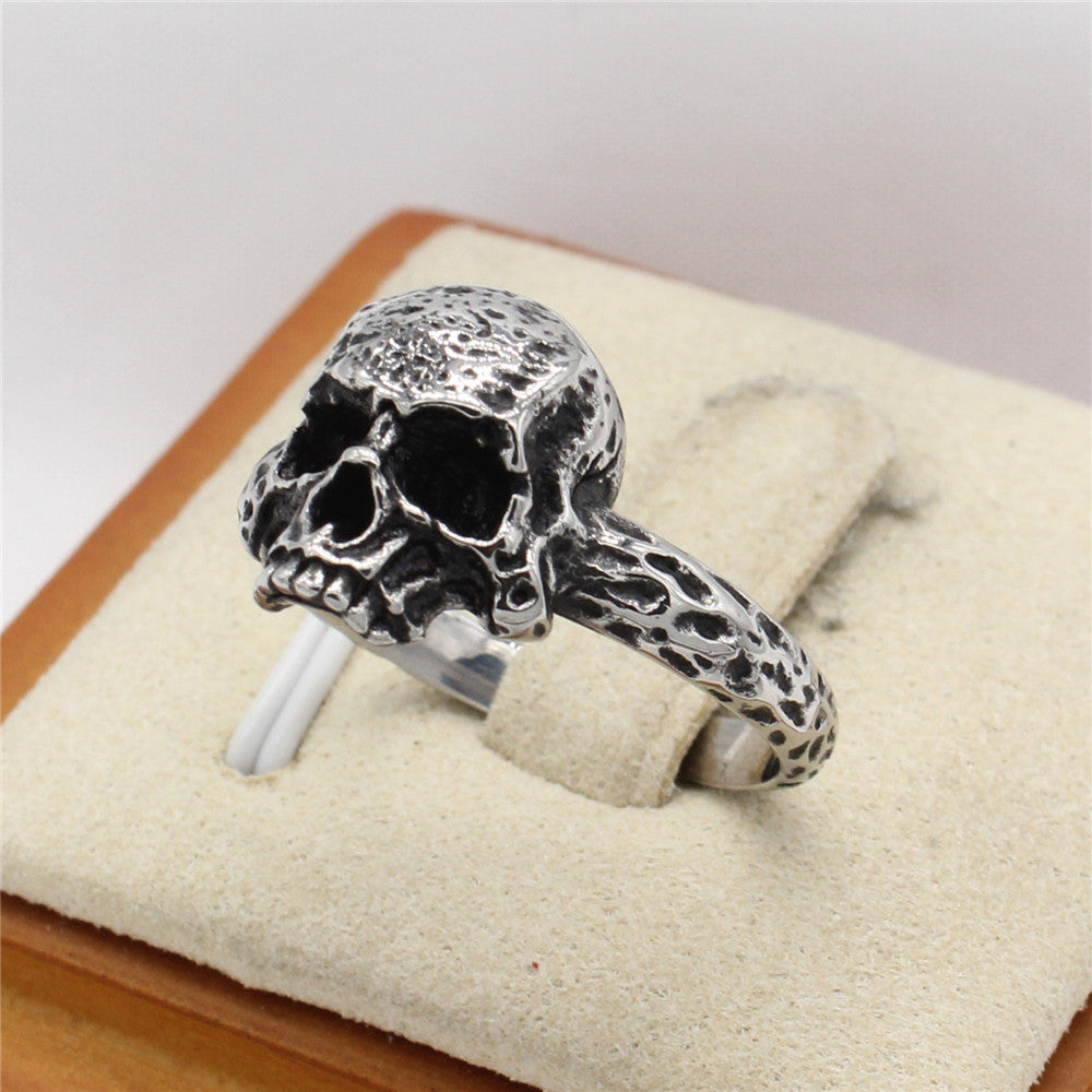 Personalized Retro Skull Men's Titanium Steel Ring - European and American Design for Wholesale