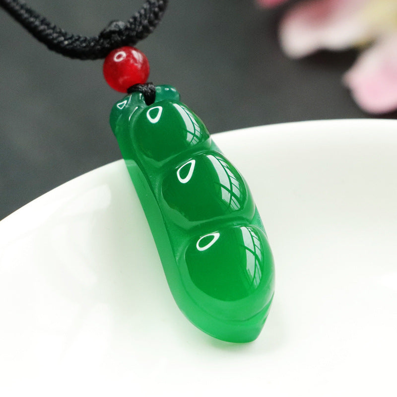 Natural Ice Green Chalcedony Four Kidney Bean Pendant Jewelry