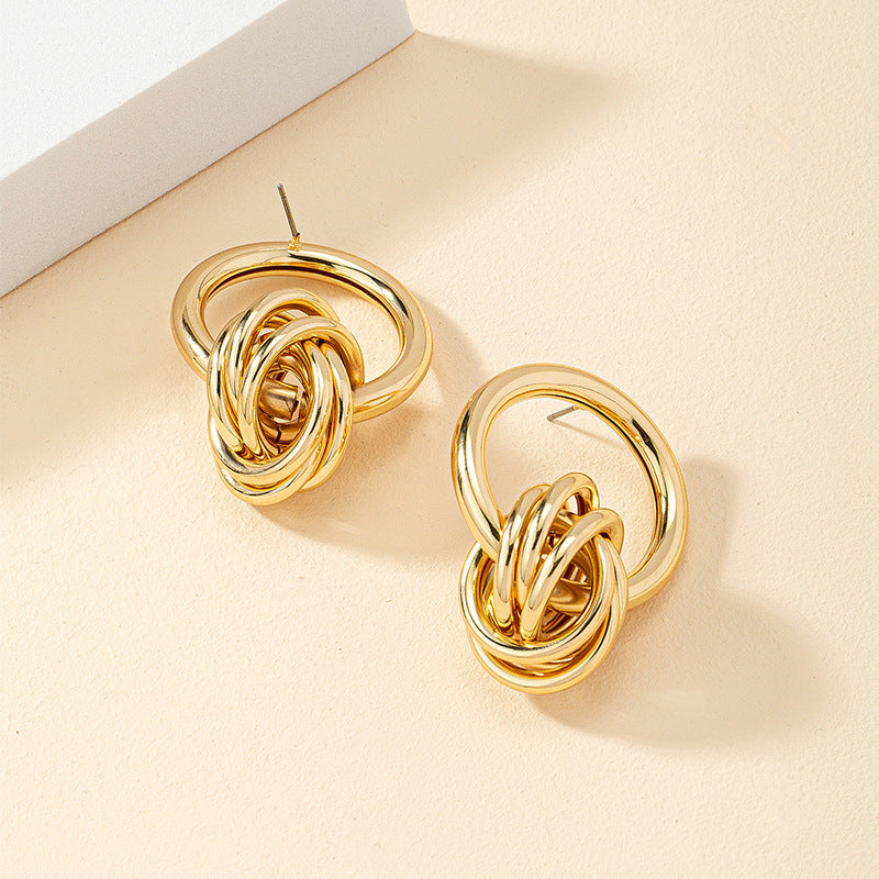 Twisted Geometric Metal Earrings with a Stylish Design