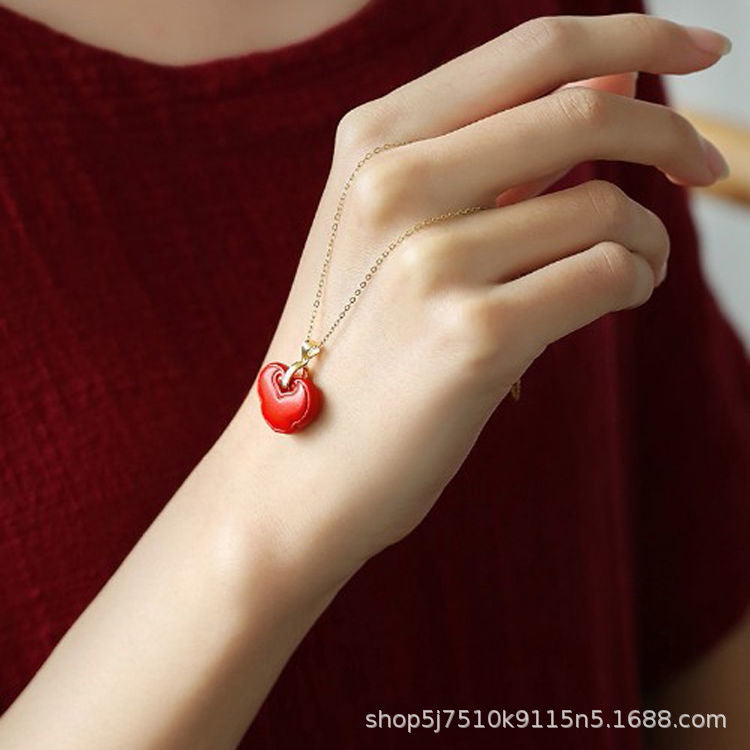 Vibrant Vermilion Sand Ruyi Pendant and Golden Necklace