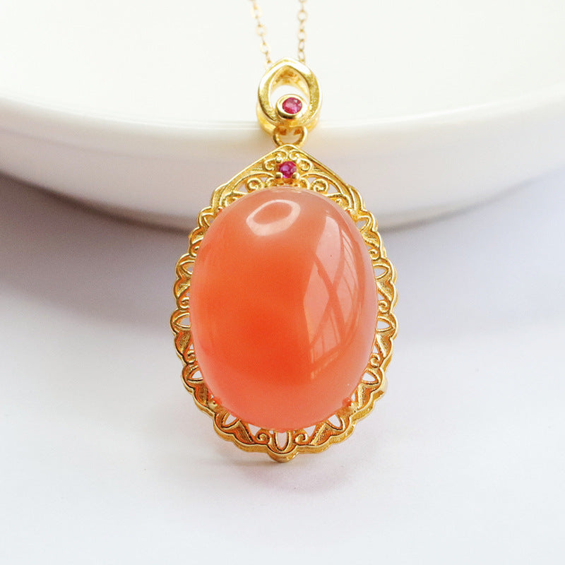 Silver Pigeon Egg Agate Pendant Necklace with Lace Edge