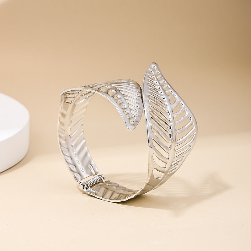 Exaggerated Spring Leaf Bracelet - Vienna Verve Collection