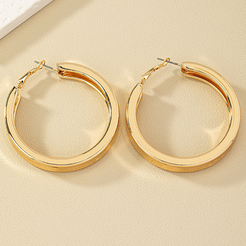 Chic Vienna Verve Metal Earrings for Women