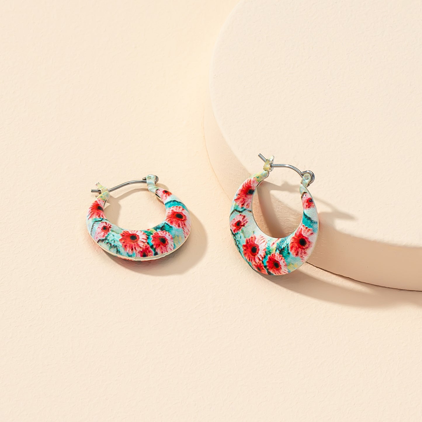 Exaggerated Pattern Vienna Verve Earrings - Metal Fashion Jewelry