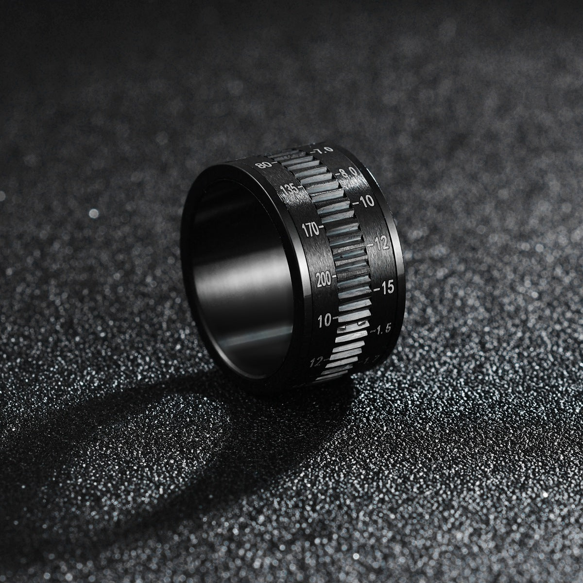 Rotating Camera Lens Steel Rings - Men's Pressure-Reducing Accessories