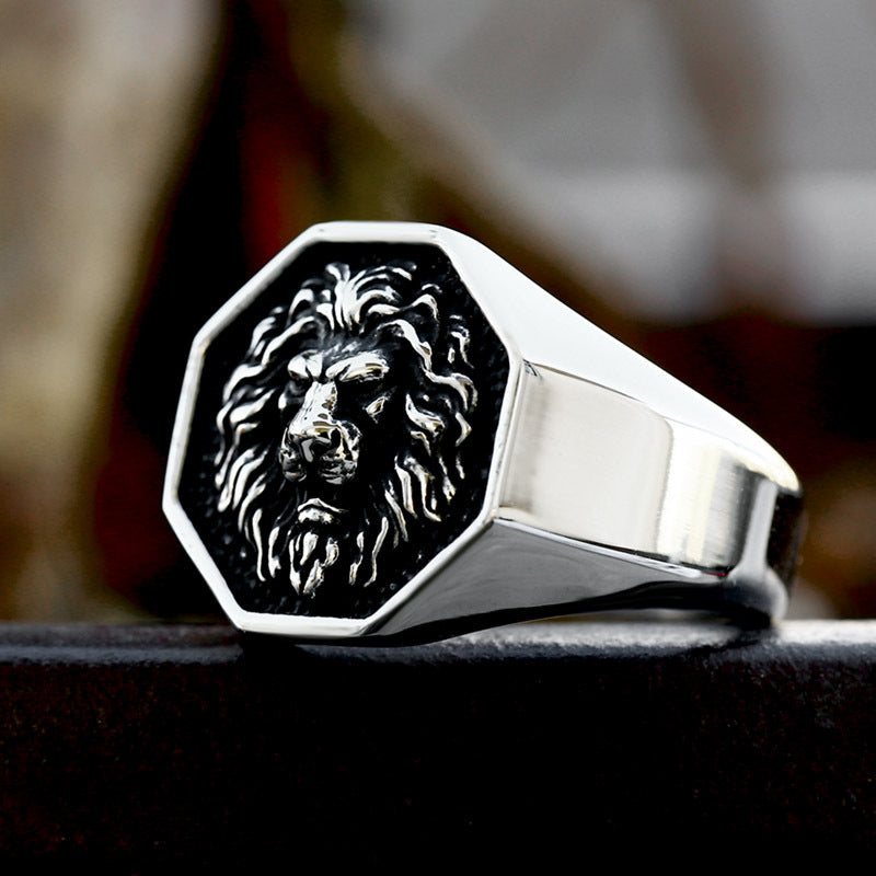 Majestic Titanium Steel Lion Head Ring for Men - Vintage European and American Inspired Jewelry