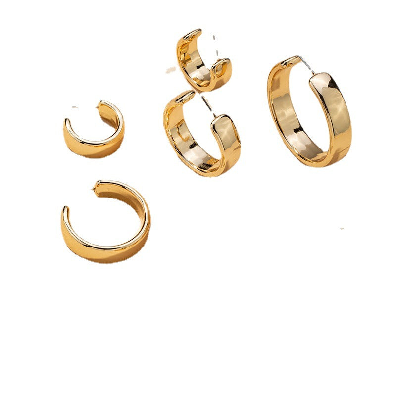 European and American Style Wholesale Basic C-Shaped Earrings Set with Personalized Touch