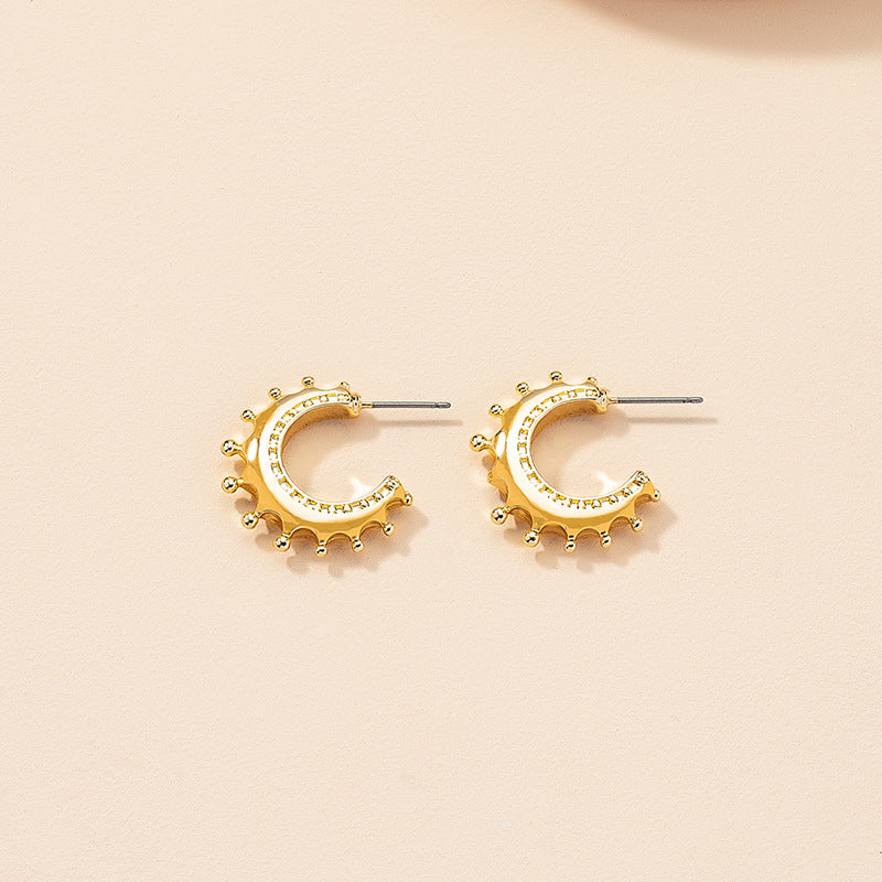 Chic C-Shaped Geometric Earrings - Trendy European Style Jewelry for Online Celebrities