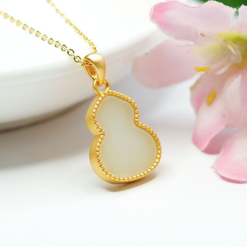 Golden Necklace with Natural Hetian Jade White Gourd Pendant Jewelry