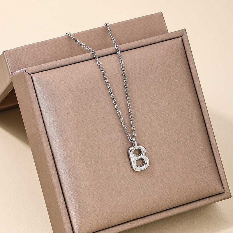 26-Letter Pendant Necklace for Stylish Women - Ideal New Year's Gift