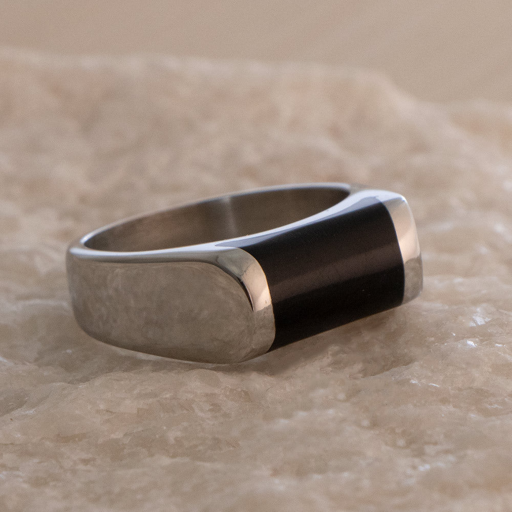 Personalized High-End Titanium Steel Epoxy Ring for Men and Women - European and American Style