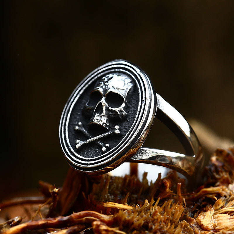 Punk-Inspired Cross-Border Stainless Steel Skull Ring for Men - Retro Titanium Steel Design, Sizes 7-13