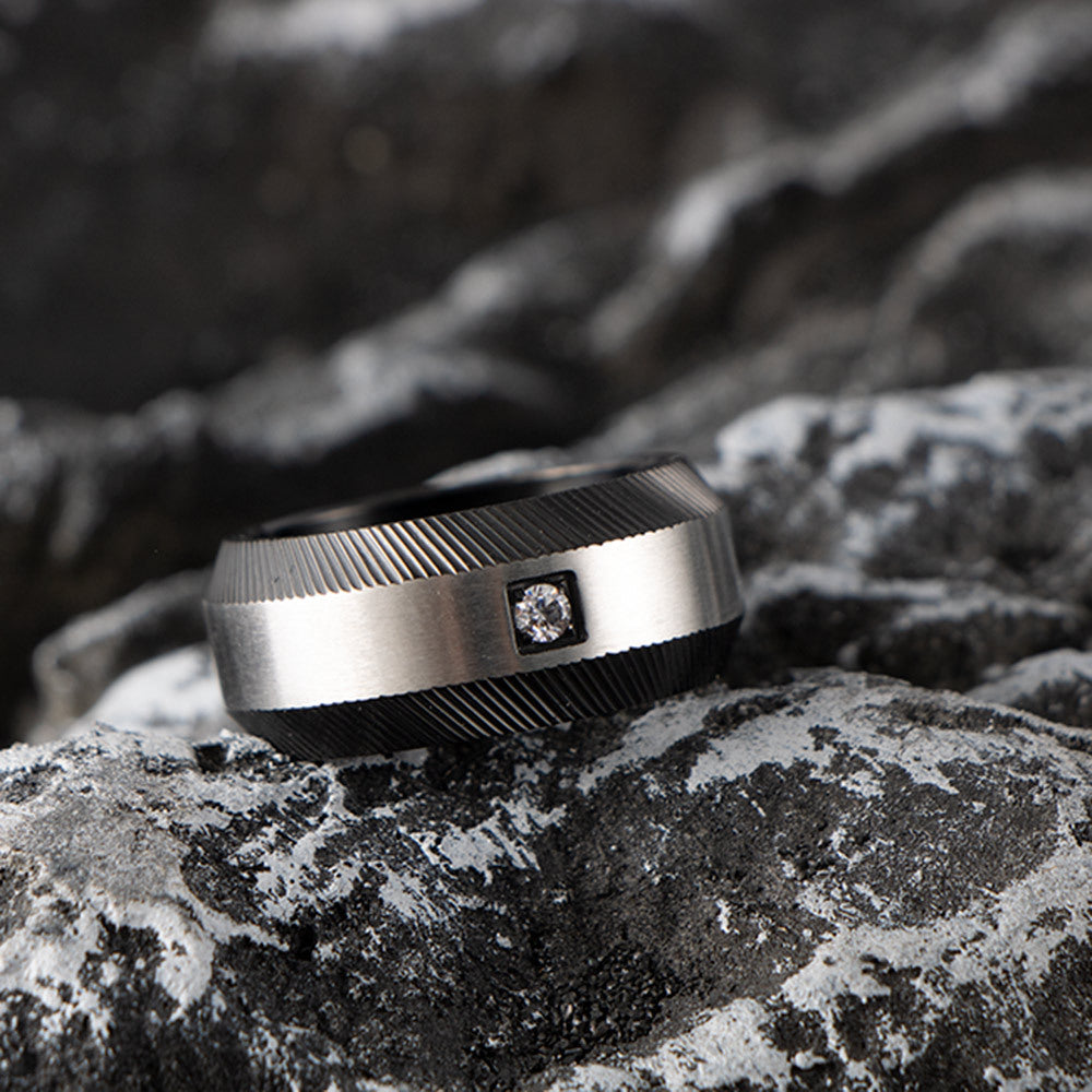 Simple Cross-Border Supply: Black Sand Surface Zircon Men's Stainless Steel Ring with Floral Design